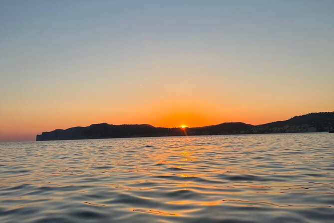 2 Hours Boat Rental in Santa Ponsa without License - Cruising Santa Ponsa Coast: Easy Driving and Getting to the Good Stops