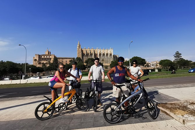 3 Hours E-Bike Tour in Palma - Palau de l’Almudaina and Mallorca Cathedral: Europe-Style Scale Without the Rush