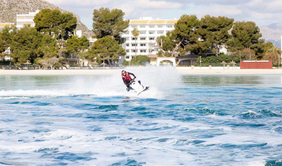 Alcudia: 30-Minute Jet Ski Adventure for Beginners & Photos - The first lesson: how the instructor sets you up to drive