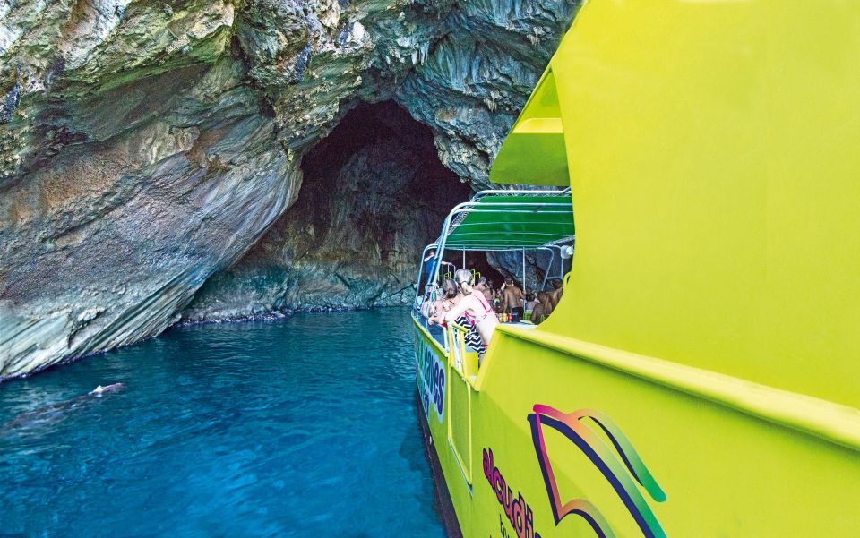 Alcudia: Caves & Coastline Boat Trip w/ Snorkelling - The Main Scene: Alcúdia Bay Views From the Water