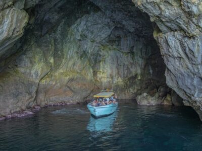 Alcudia: Pirate Cave, Parc Natural & Snorkel - Pickup and timing: how the day starts (and why it matters)