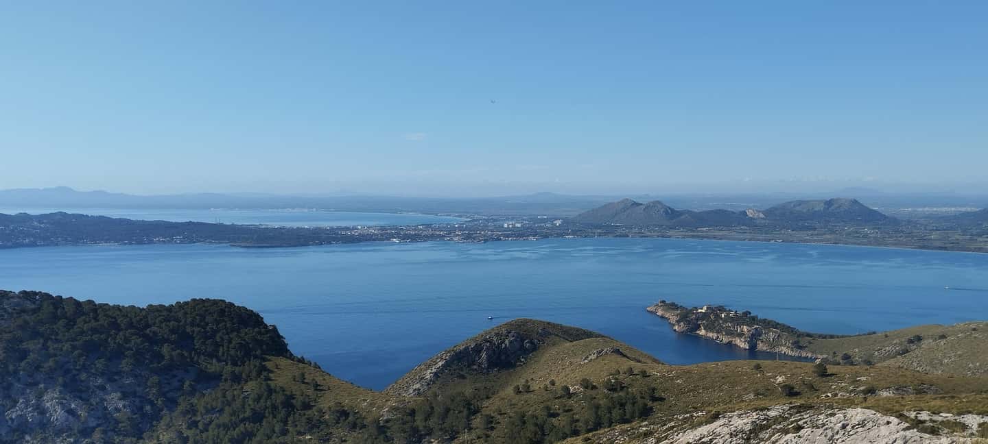 Alcudia: Quad Sightseeing Tour with Viewpoint and Beach - Along the Way to Alcúdia: Old Town Walls and 16th-Century Architecture