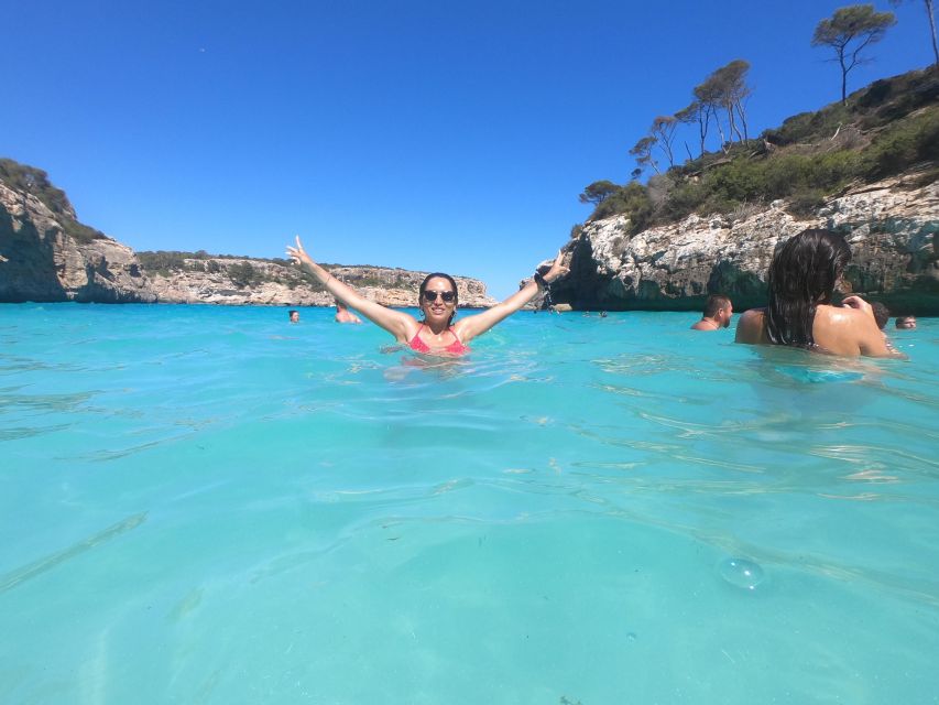 Cala des Moro/S'Almunia: Snorkel and SUP Tour - Paddle Surf (SUP) Among Cliffs: Why This Part Feels Different