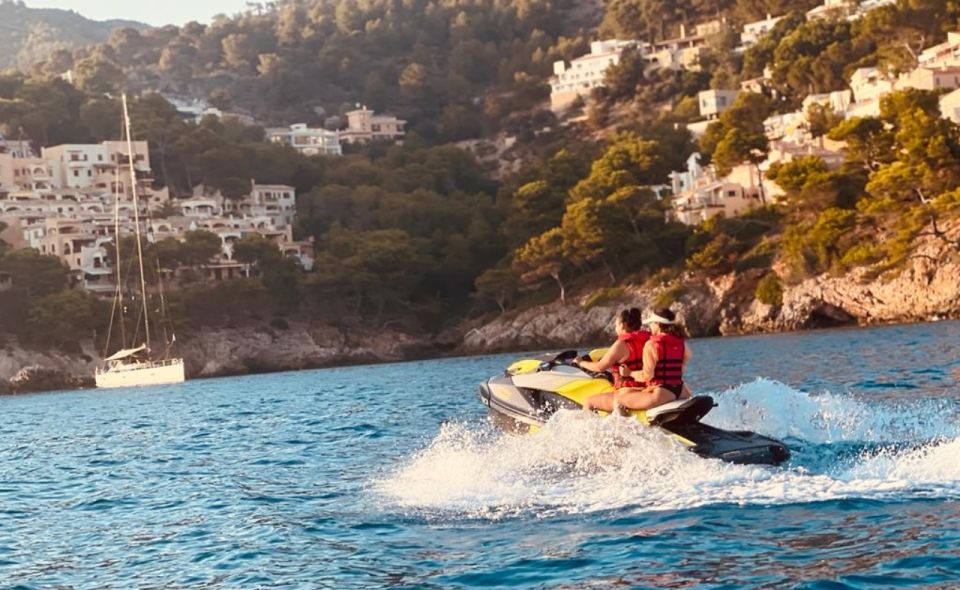 Cala Millor: Jetski Tour of Sea Lion Cave or Caves of Artà - Swapping Drivers, Choppy Seas, and Why Time Feels Just Right
