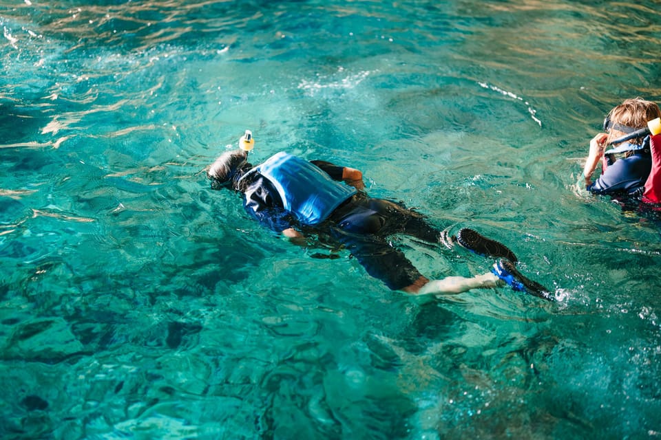 Cala Varques: Guided Sea Caves Kayak & Snorkeling Expedition - Staff energy and how the photos get handled