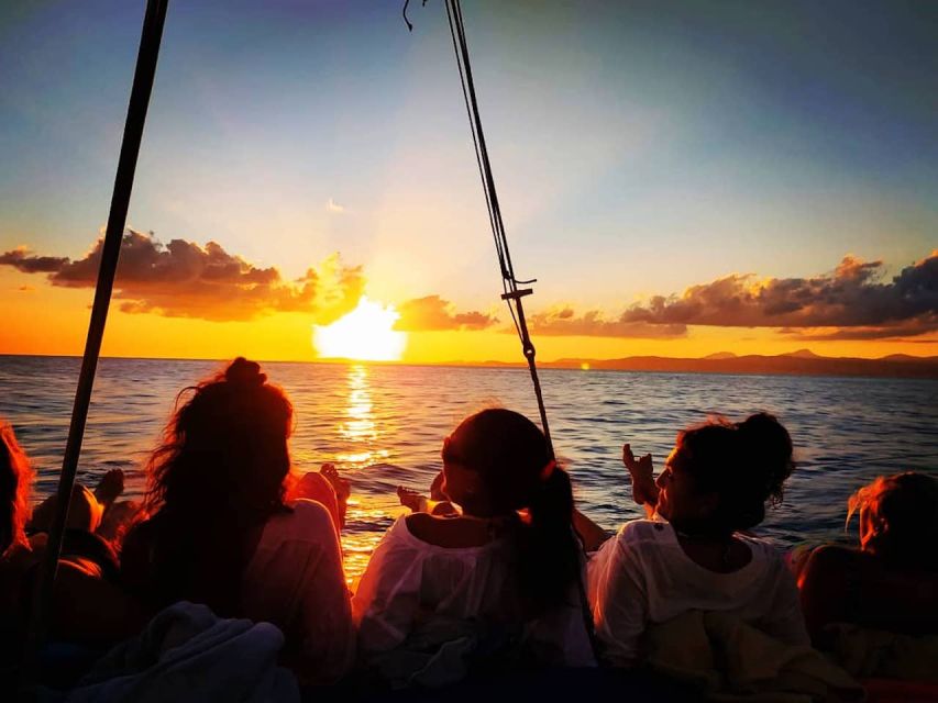 Can Pastilla: Sailboat Tour with Snorkeling, Tapas & Drinks - The second water-activity stop and the viewpoint break