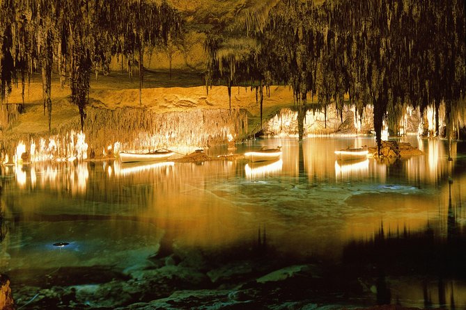 Caves of Drach Half-Day Tour with Boat Trip and Music Concert - Getting to the caves from Palma: coach comfort and real timing