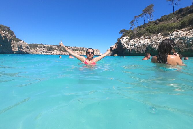 Discover Cala des Moro and S’Almunia the smart way - How Pickup from Palma Works (and Why It Matters)