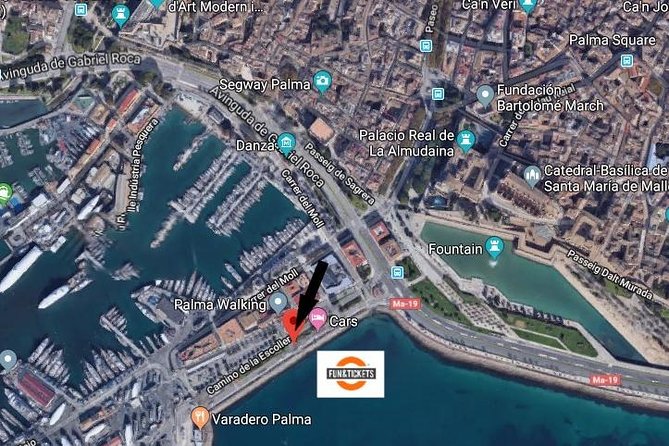Drach Caves and Pearl Shop Mallorca Half Day Tour - The Lake Martel concert and boat ride finale: beautiful, but crowd-smart