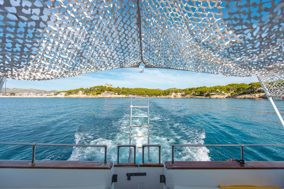 Excursión en barco por la tarde con bebidas y snacks - Swim Stops: The Part You’ll Actually Remember