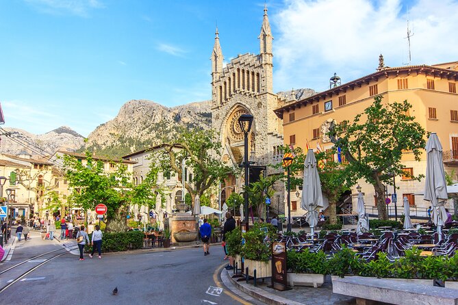 Excursion to Sóller and Puerto de Sóller with train and tram - Key moments at a glance