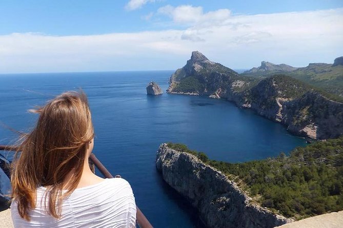 Formentor with boat trip + local market - Formentor beach time: swim, shade, and the reality of limited options