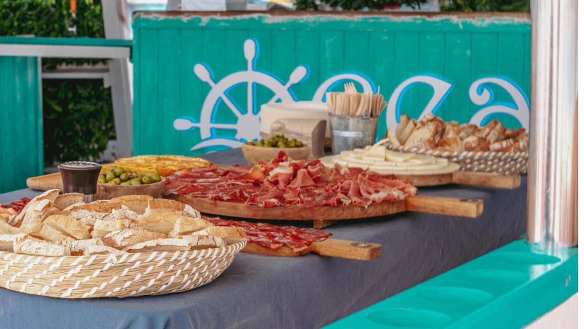 From Magaluf: Palma Bay Sightseeing Cruise with Live Music - Price and value: is $67 a good deal?