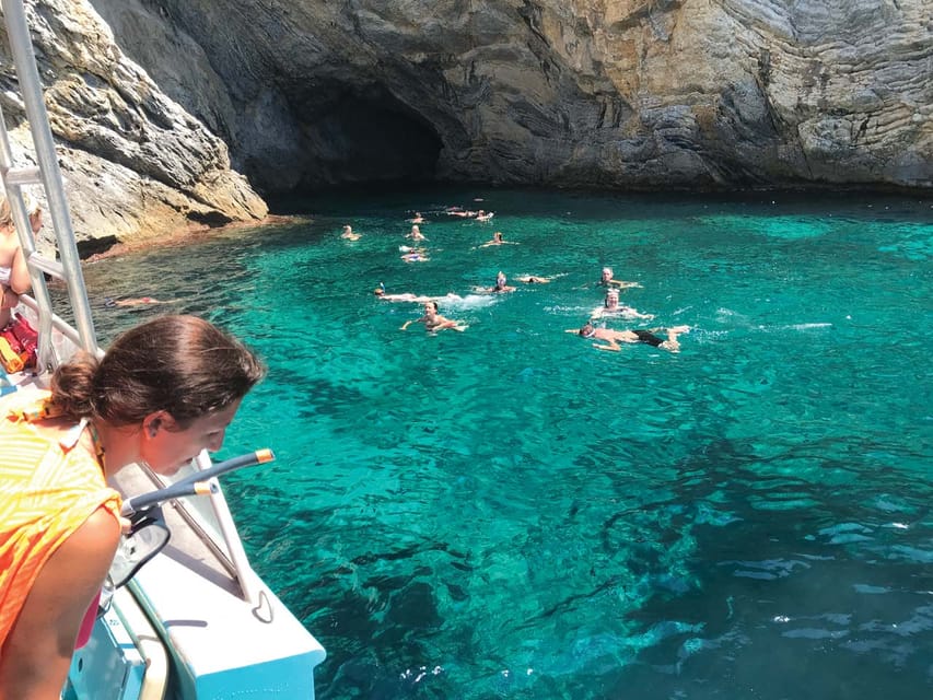 From Palma: Afternoon Dolphin-Watching Boat Tour - Getting to Palma Bay: What the 13:45 Departure Really Means