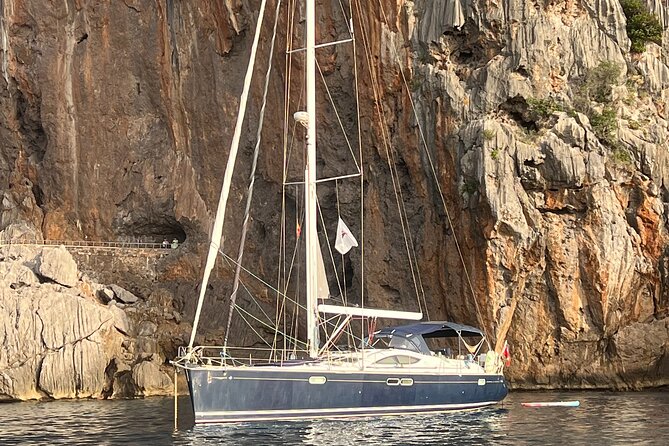 Full Day, Half Day, or Sunset Sailing Cruise with Tapas & Drinks - Tapas, drinks, and the low-stress way to eat at sea
