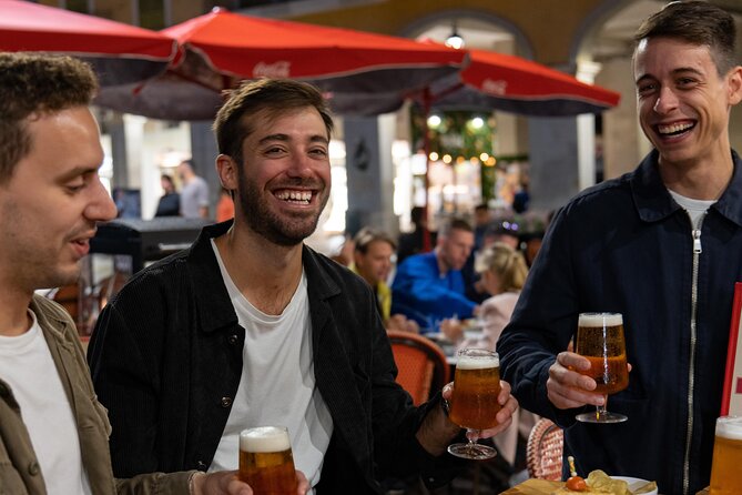 Gourmet Tapas and Wine Tour in Palma de Mallorca - Plaça de la Reina and the Maura finish near the cathedral and seafront