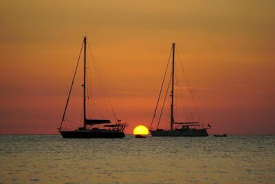 Half Day Sailing Excursion along the Coast - Cala Deia: turquoise cove time with real water access