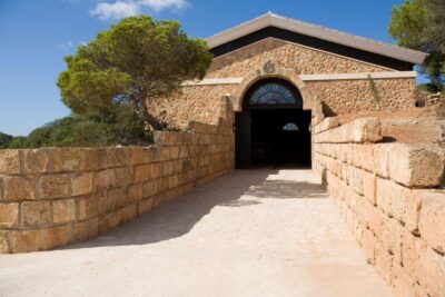 Llucmajor: Bodegas Bordoy Wine Tour - Timing, language, and what 1.5 hours really means