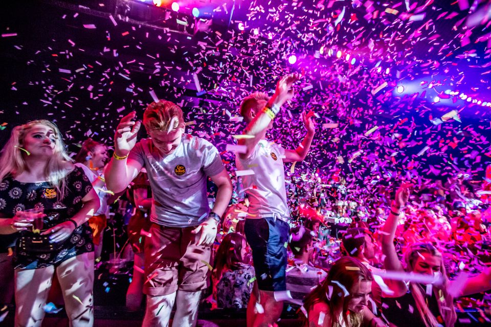 Magaluf: Pirates Reloaded Show Entry Ticket - Adult humor, table energy, and what to expect from the crowd