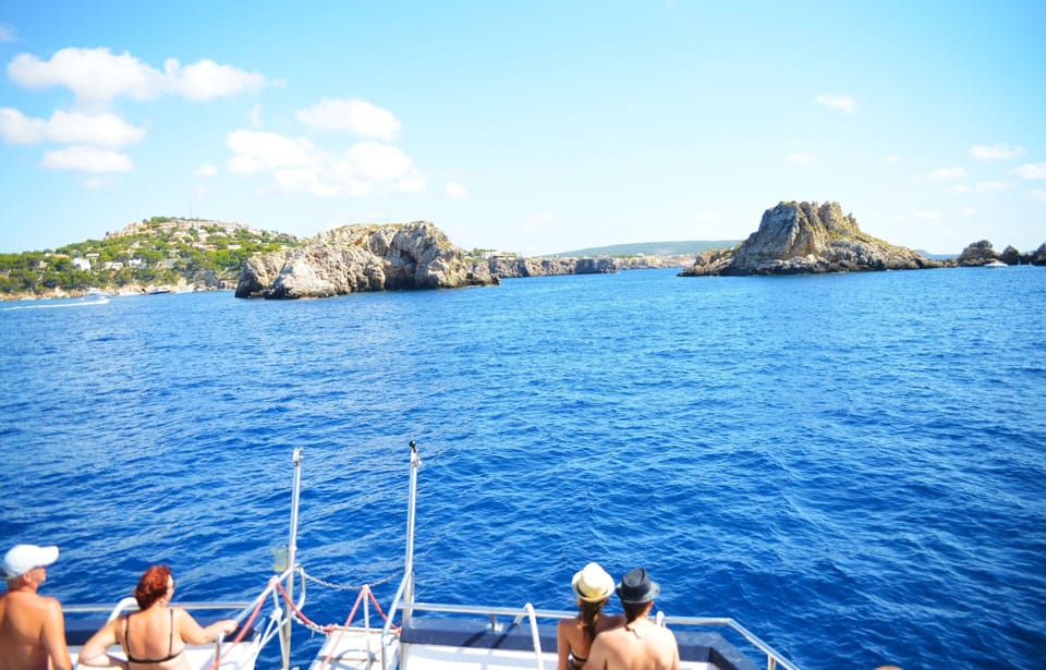 Mallorca: 2-Hour Coastline & Malgrat Islands Catamaran Tour - The secret swim stop: 20 minutes to cool off