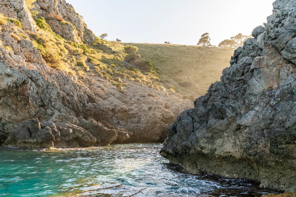 Mallorca Alcudia: Jack Sparrow Cave Jet Ski Tour - Snorkelling Gear, Life Jackets, and What You Bring