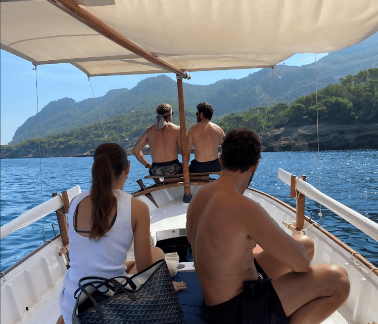 Mallorca: Alcudia, Private Boat Tour. - Caló de Sa Figuera: a shorter stop with big payoff for swimmers