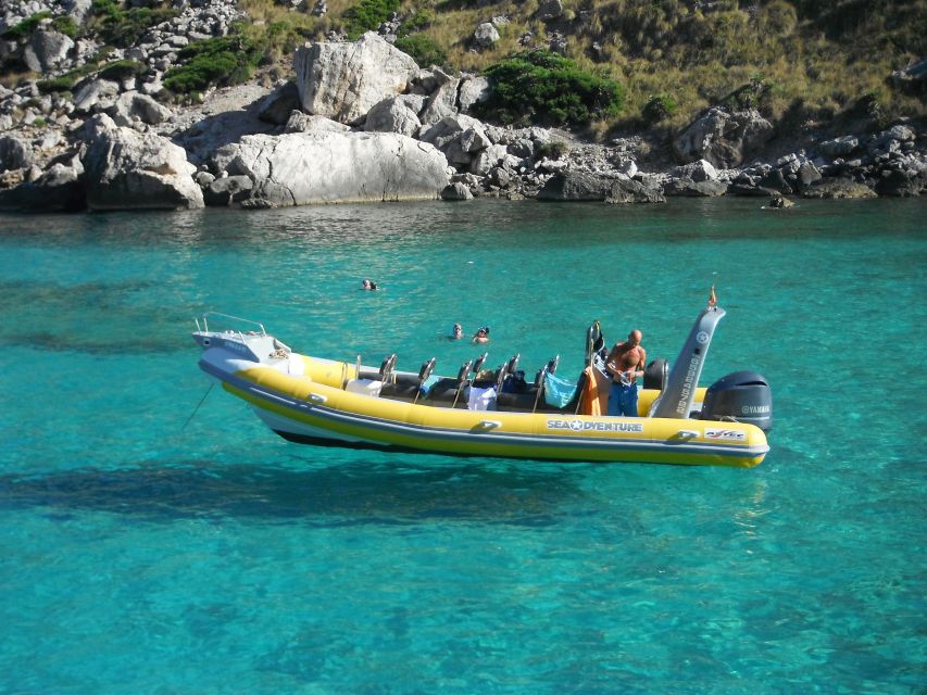 Mallorca : Blue Cave Boat Tour with Snorkeling - Included drinks, the alcohol rule, and what you should pack