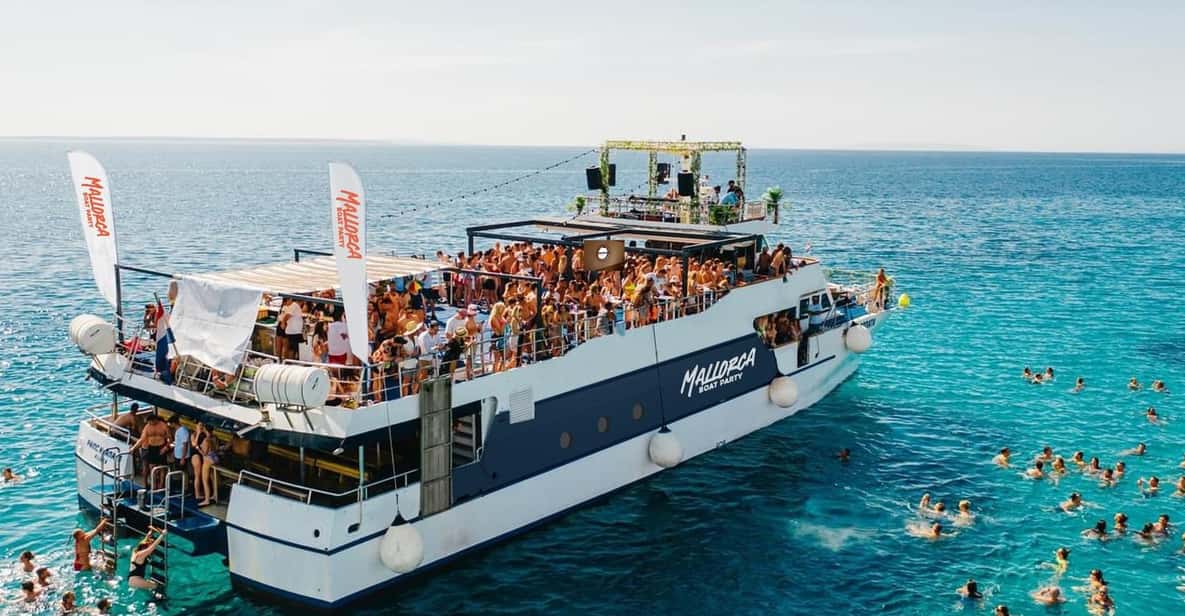 Mallorca: Boat Party with Live DJs, Lunch, & Nightclub Entry - Double-decker photo moments and the ShipWrecked after-party