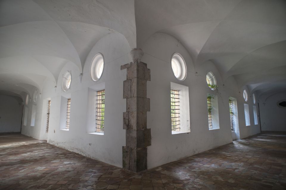 Mallorca: Carthusian Monastery Valldemossa Entrance Ticket - Pharmacy, Cell No. 2, and the art rooms with Joan Fuster