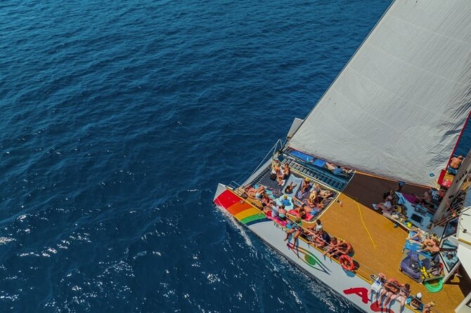 Mallorca Catamaran Cruise with Scenic Views and BBQ Lunch - Coming back toward Port d’Alcúdia: the last stretch and the best photos