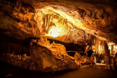 Mallorca: Caves of Drach Tour from the North with Boat Trip - Lake Martel concert plus the short boat option: best parts, best pacing