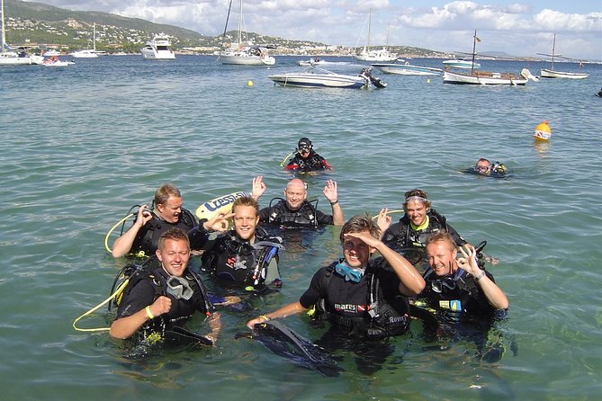 Mallorca: Discover Scuba Diving from the beach - Practical Comfort Tips: From Lockers to Flying