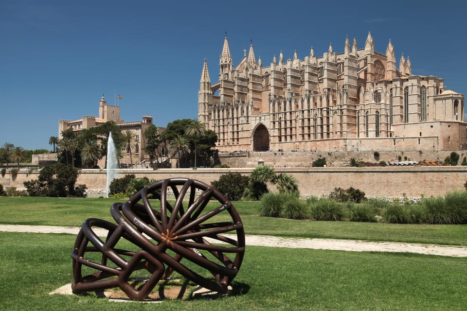 Mallorca: Drach and Hams Caves, and Porto Cristo Day Tour - Porto Cristo: A Real Coastal Reset After the Underground World