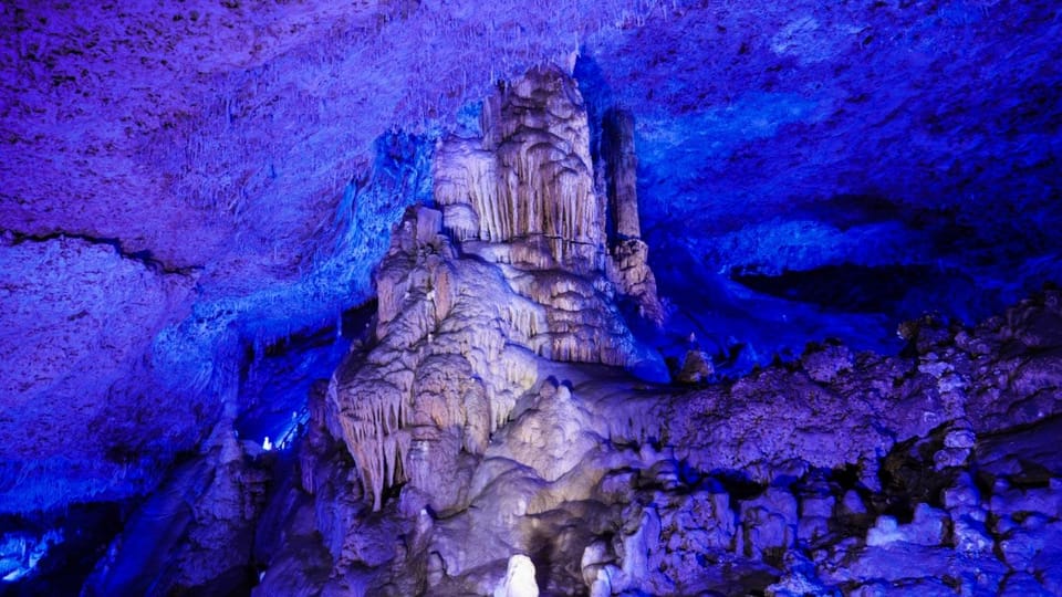 Mallorca: Drach Caves, Lake Martel, & Pearl Factory Day Trip - The Underground Classical Music Concert: When Acoustics Do the Work