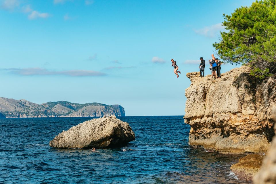 Mallorca: Kayaking, Sea Cave, Cliff Jumping & Snorkel Tour - Who Should Book This 3-Hour Multiadventure (and who should pass)