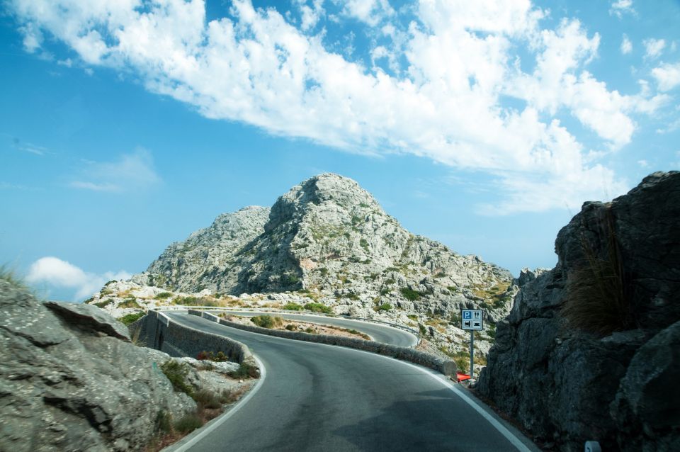 Mallorca: Scenic Full-Day Tour from the North - Tramuntana Mountains by Coach: Switchbacks and Cliff Panoramas