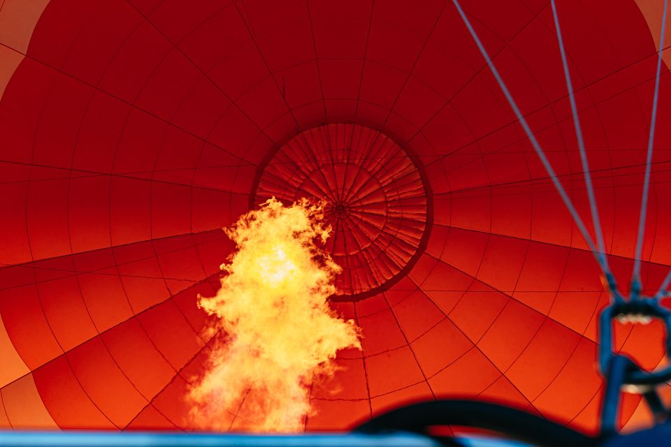 Mallorca: Sunrise or Sunset Hot Air Balloon Flight - Getting back to land: the landing and the quick return by 4WD