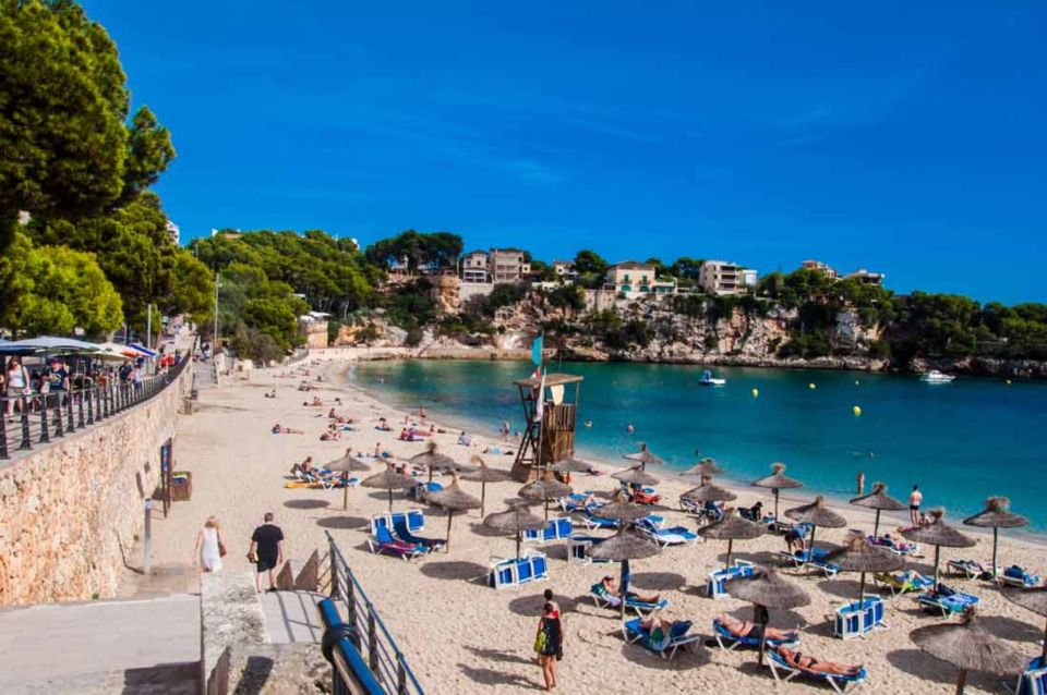 Mallorca: Ticket for Caves of Drach with Pickup Service - Getting to Porto Cristo: How the Bus Pickup Really Impacts Your Day