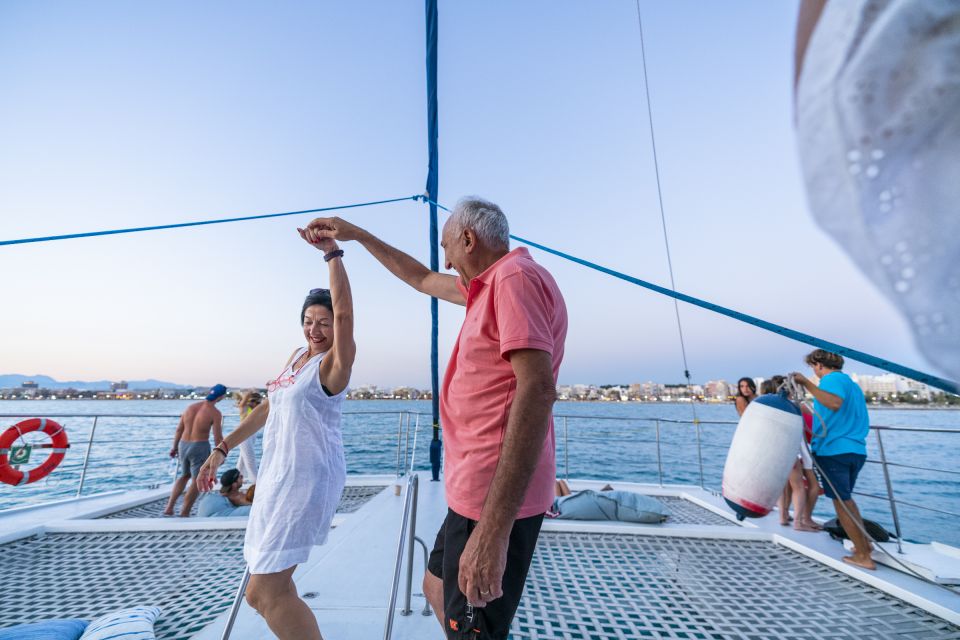 Palma: Catamaran Cruise with Swimming and Snorkelling - Getting to Playa del Arenal and finding your catamaran