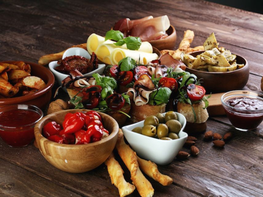 Palma: Culinary Tapas Tour of the Old Town - Key highlights worth showing up for