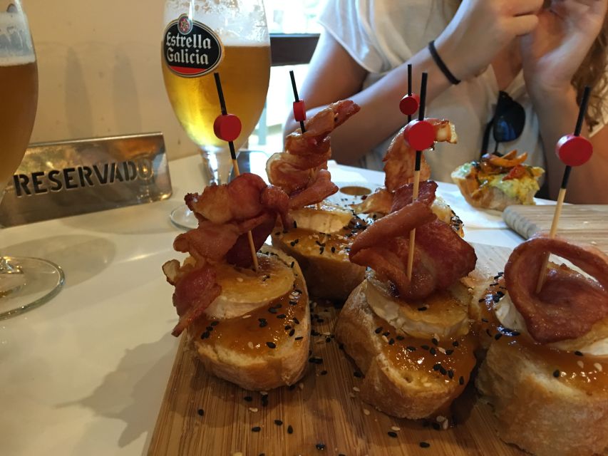 Palma: Culinary Tapas Tour of the Old Town - Palma Cathedral, Almudaina Palace, and La Lonja: the sightseeing that explains the eating