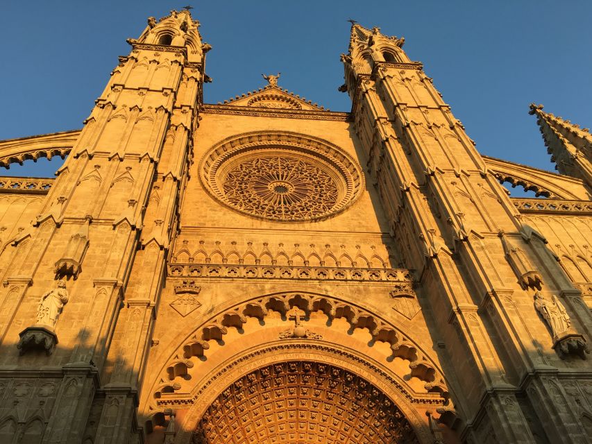 Palma: Culinary Tapas Tour of the Old Town - Consolat de Mar and the trade-route mindset you’ll carry into tapas