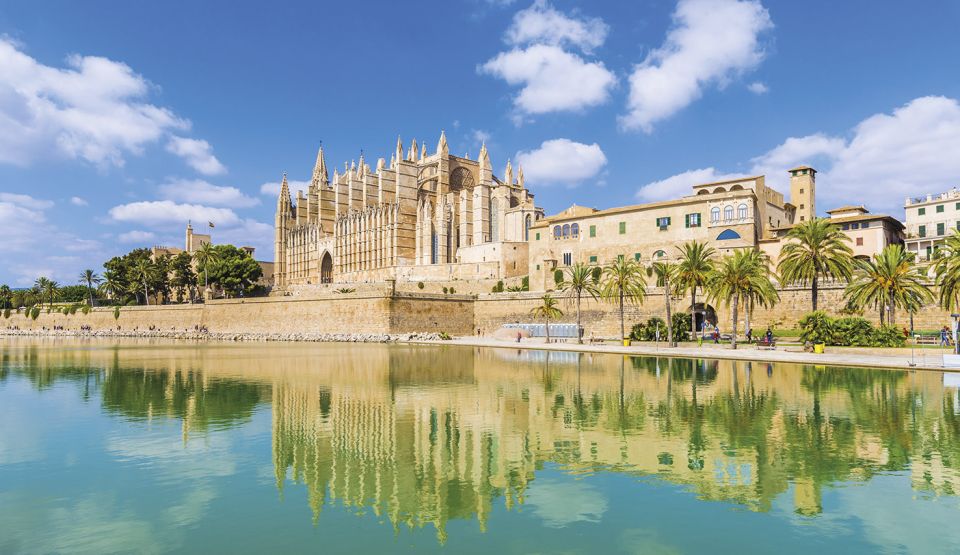 Palma de Mallorca: City Walking Tour with The Cathedral - Key highlights