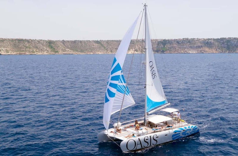 Palma de Mallorca: Deluxe Catamaran Sailing Tour with Meal - Key highlights you’ll care about