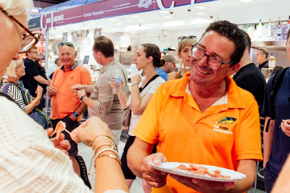 Palma de Mallorca: Foodie Walking Tour of the Old Town - Plaça del Cort and the Sweet Finale: Ensaimada, Almond Ice Cream, and a Surprise