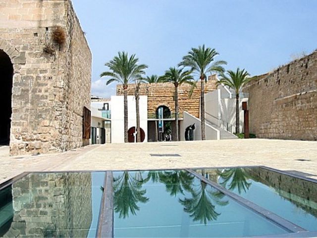 Palma de Mallorca: Guided Tour of the Old Town - La Seu cathedral: more than a big church photo