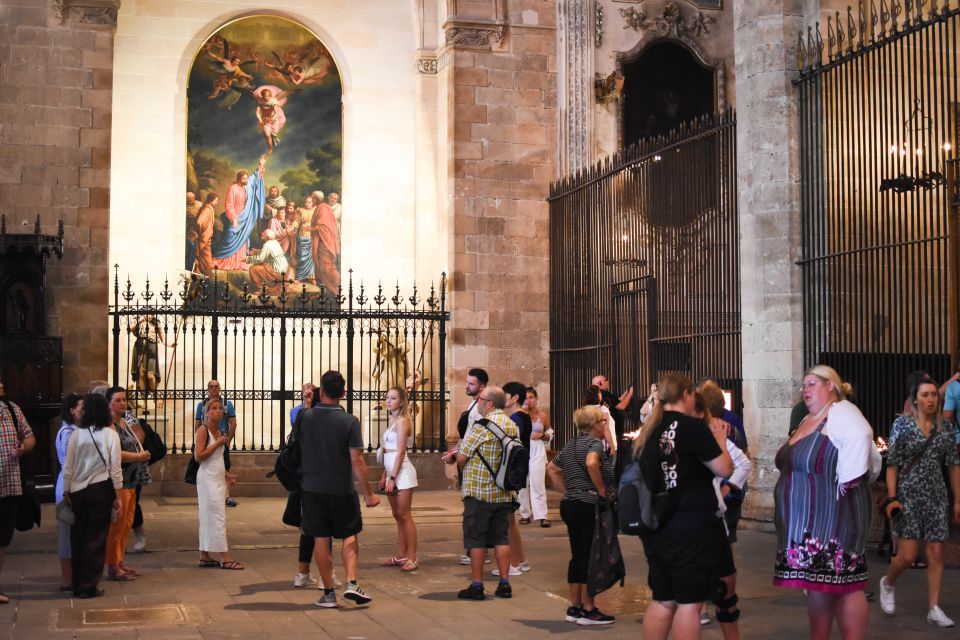 Palma de Mallorca: Old Town and Cathedral Tour - The Old Town Stroll: More Than Just Getting to the Cathedral