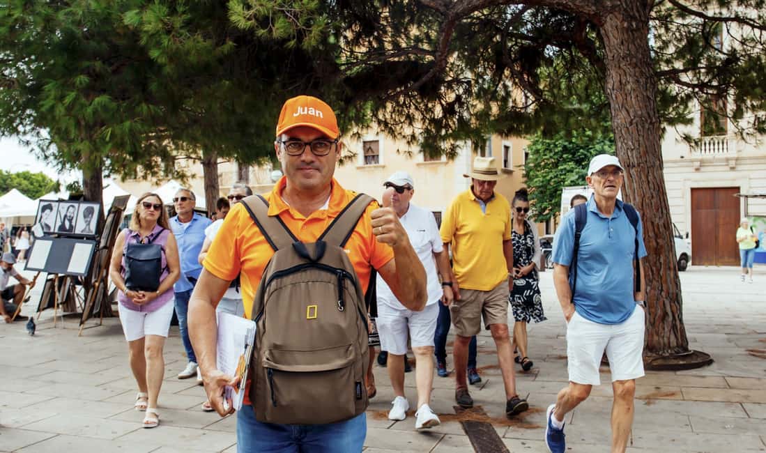 Palma de Mallorca: Old Town and Cathedral Tour - Inside Palma Cathedral: What Your 45 Minutes Is Really For