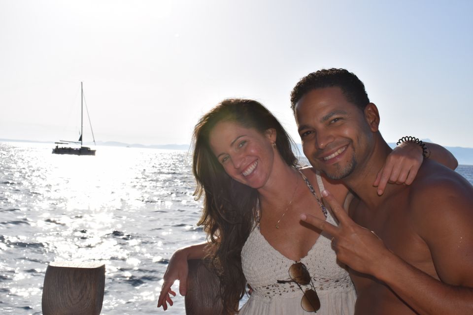 Palma de Mallorca: Palma Bay Boat Tour with Snorkeling - Lunch onboard: Mediterranean homemade pizza and included water