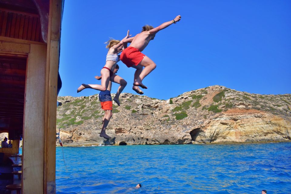 Palma de Mallorca: Palma Bay Boat Tour with Snorkeling - Who should book this Palma de Mallorca boat tour with snorkeling